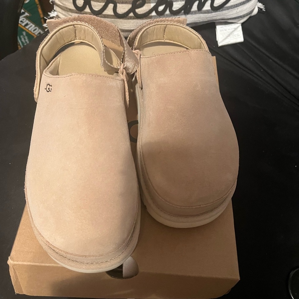 UGG Women’s Suede Goldenstar Clogs